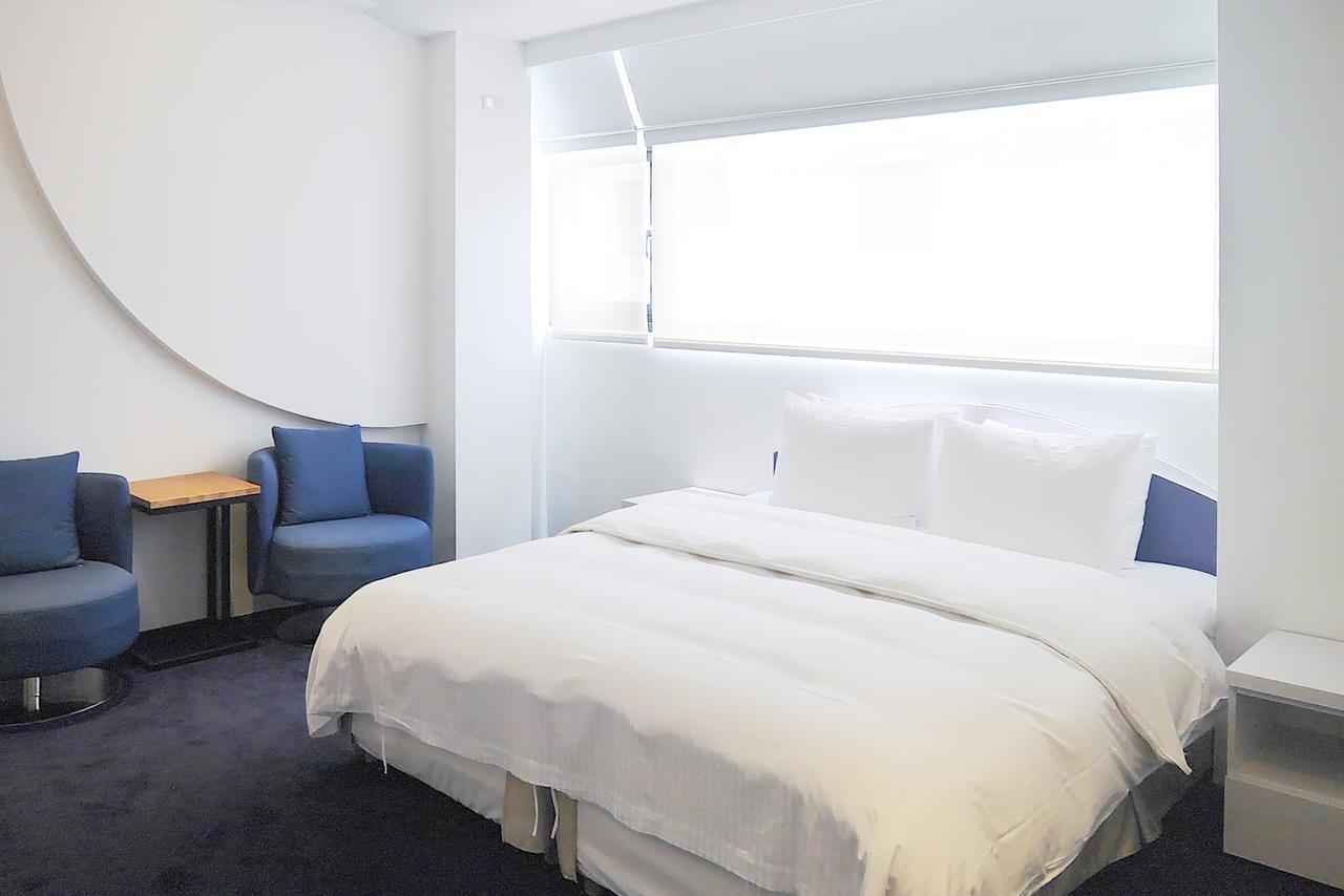 Time Flyer Hotel Тайджун Екстериор снимка